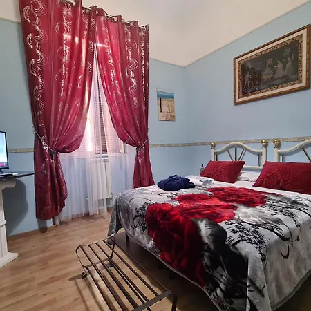 And Comfort Bed & Breakfast 4*