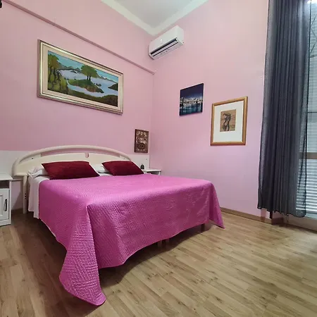 Bed & Breakfast And Comfort Rome